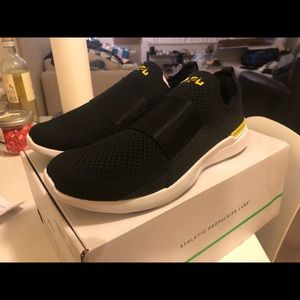 Brand New APL x Soulcycle Techloom Bliss - Size 10
